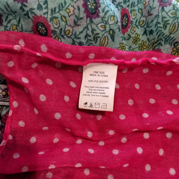 Infinity Scarf - Picture 3 of 3